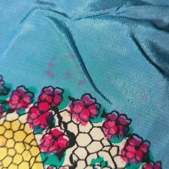 Vintage Scarf - Picture 4 of 6